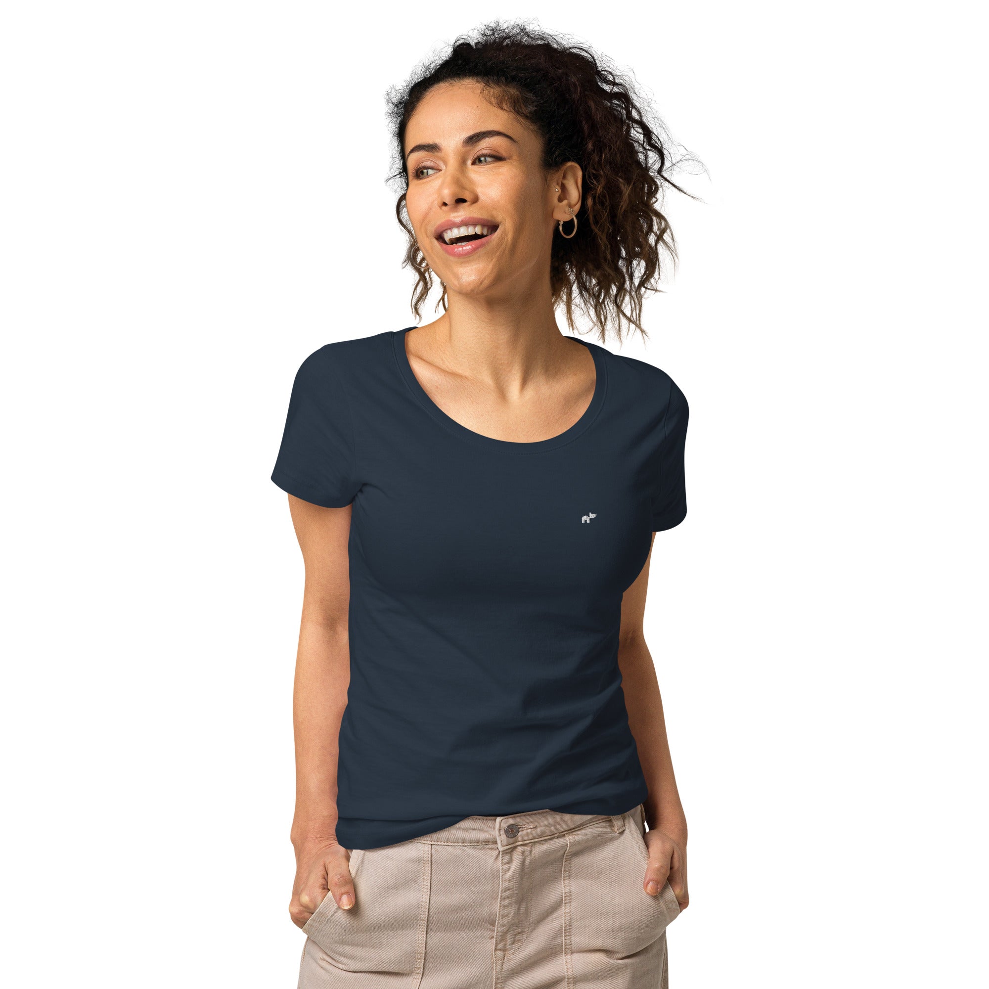 Women’s Basic Organic T-shirt w Embroidered Logo