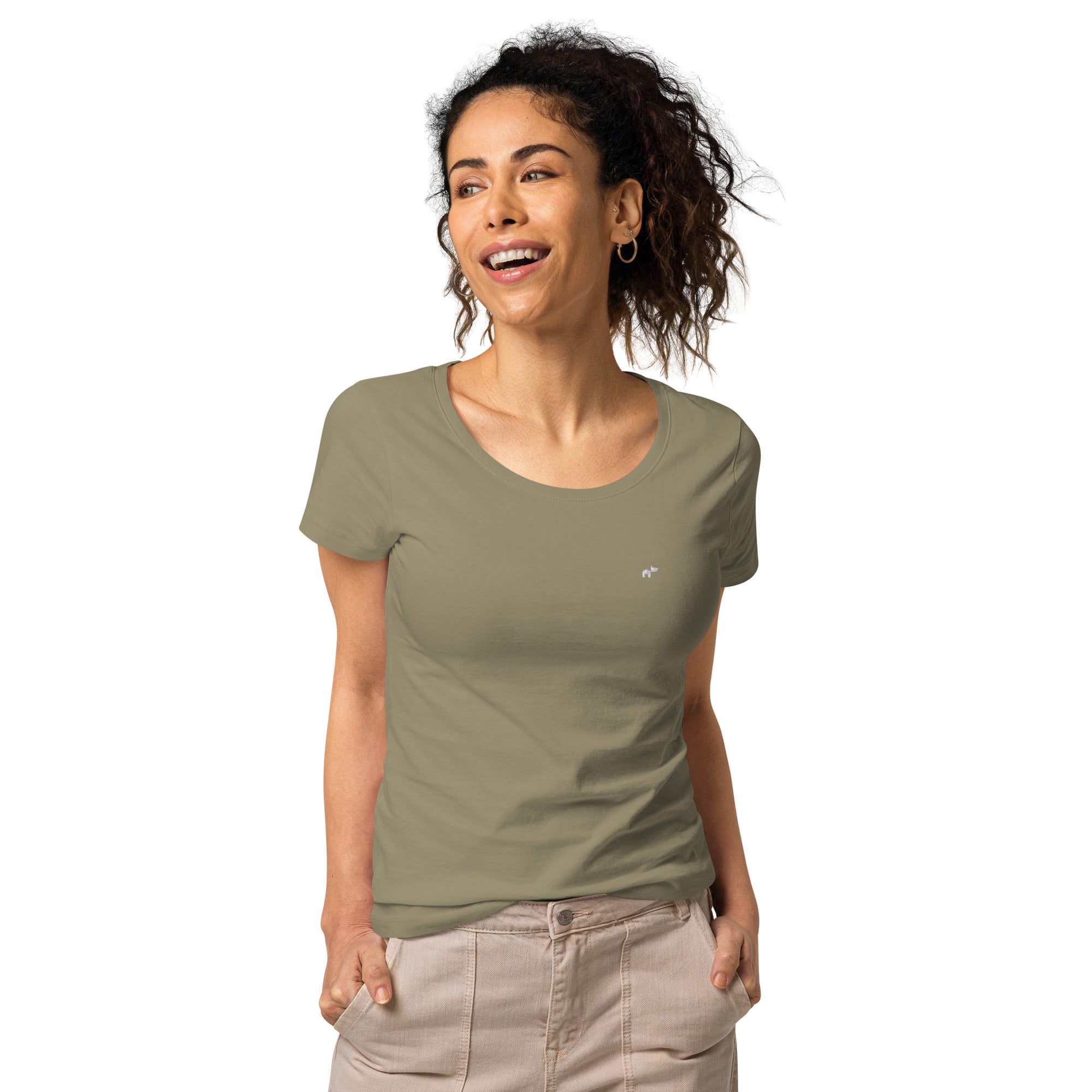 Women’s Basic Organic T-shirt w Embroidered Logo